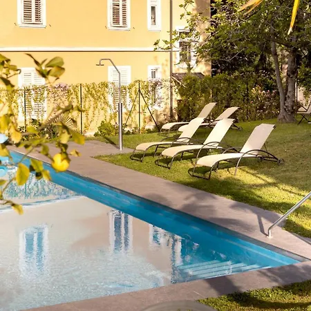 Hotel Laurus 3*